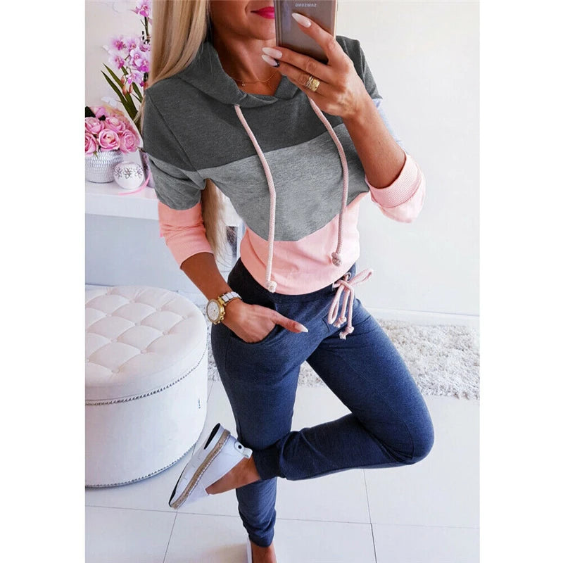 Tendências da moda estilo pop top, boné de combinação de cores sexy com camisa solta de manga comprida